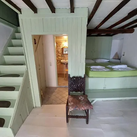 Elma's - House Yanna Дом отдыха