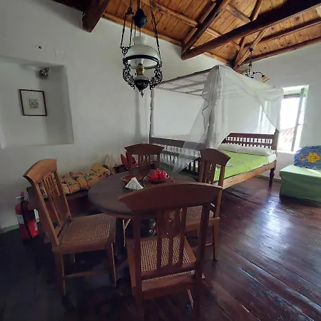 Elma's - House Yanna Alonnisos Town